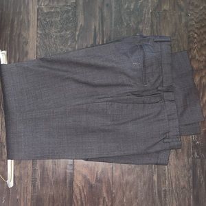 Banana Republic Classic Fit Trousers. Mid Grey. 36 x 36